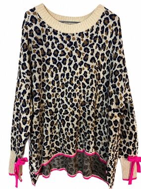 crown & ivy Leopard Print Crewneck Sweater with Pink Trim